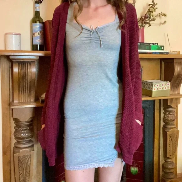 Burgundy Oversized Cardigan - Picture 4 of 4